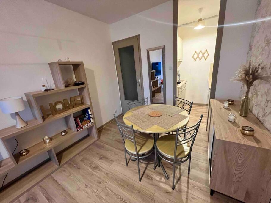 Appartement A 100 M De La Plage St Hilaire De Riez Les Becs Saint-Hilaire-de-Riez Eksteriør billede
