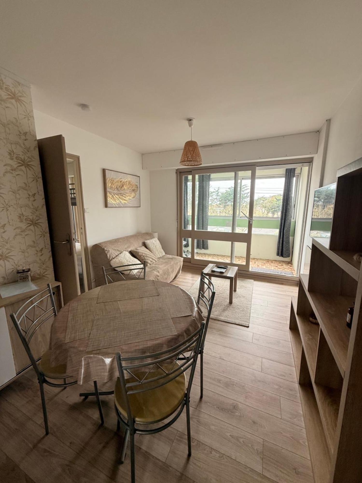 Appartement A 100 M De La Plage St Hilaire De Riez Les Becs Saint-Hilaire-de-Riez Eksteriør billede
